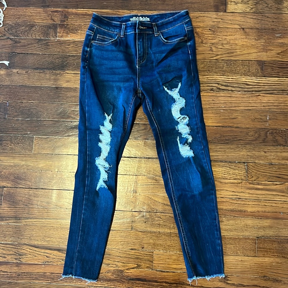 Wild Fable, size 6 (probably won’t fit as a size 6 more a 2 or 4), dark wash